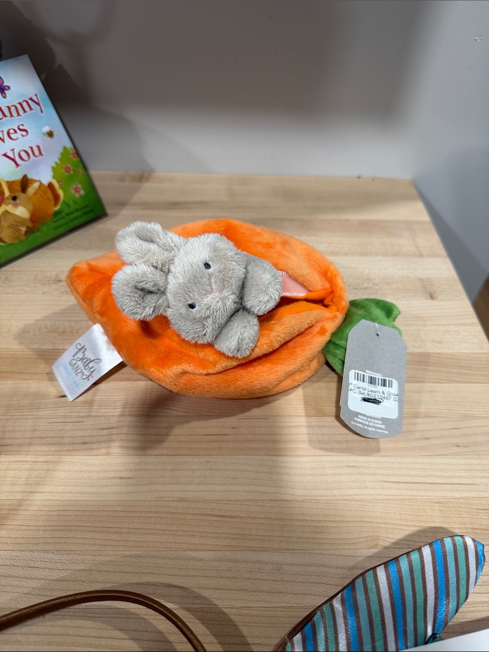 Gund Bunny in Orange Carrot Plush Pouch